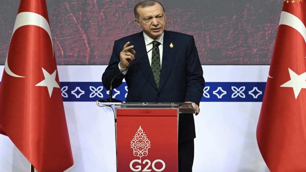 أردوغان يصل الدوحة لبحث شراء مقاتلات يوروفايتر القطرية