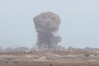حماس تتهم الاحتلال بخرق الهدنة وتؤكد التزامها بوقف إطلاق النار