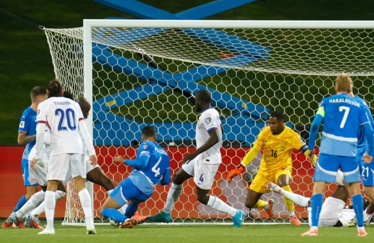 فرنسا تتعثر أمام أيسلندا وتؤجل حسم التأهل لكأس العالم 2026
