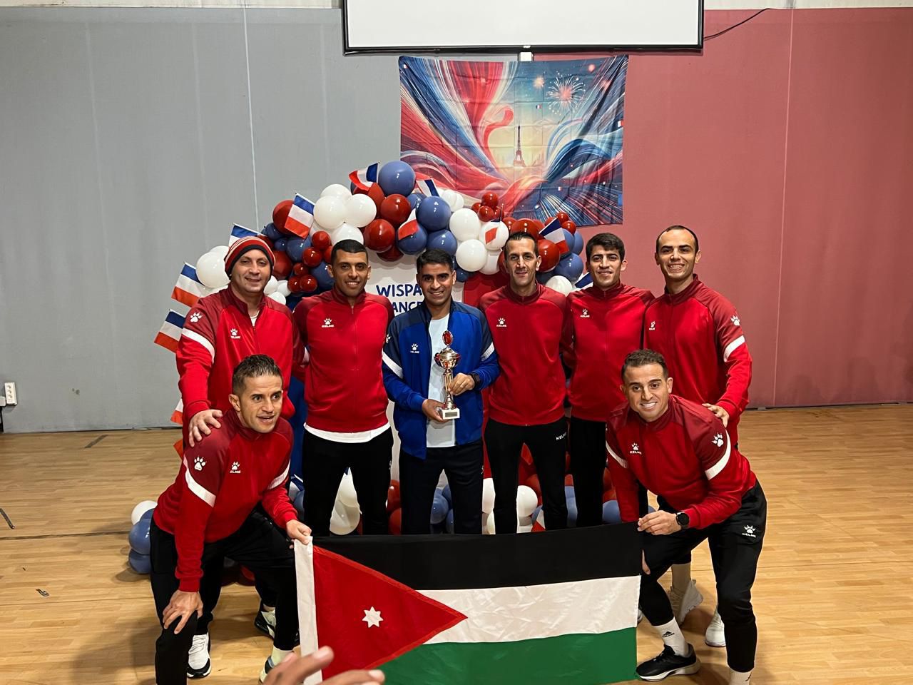 صورة حول : فريق الأمن العام لخماسيات كرة القدم يحصدون لقب بطولة الشرطة الدولية "wispa" فريق الأمن العام لخماسيات كرة القدم يحصدون لقب بطولة الشرطة الدولية "wispa"