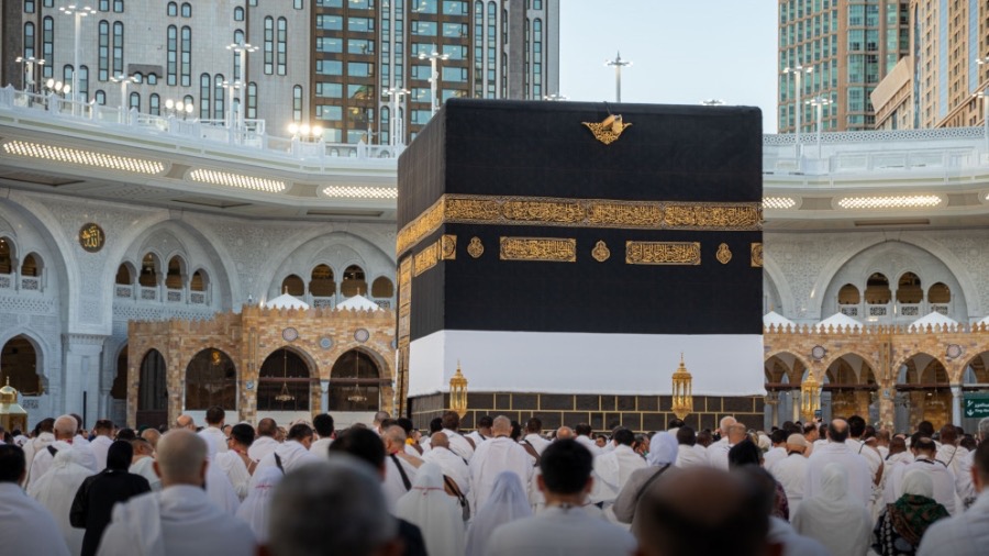 صورة حول : أكثر من 27 ألف أردني يسجلون لأداء فريضة الحج لموسم 2026 أكثر من 27 ألف أردني يسجلون لأداء فريضة الحج لموسم 2026