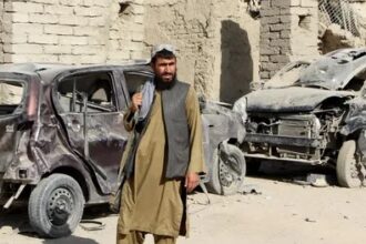 صورة حول : باكستان تهدد بـ"محو" نظام طالبان بعد فشل محادثات السلام في إسطنبول باكستان تهدد بـ"محو" نظام طالبان بعد فشل محادثات السلام في إسطنبول