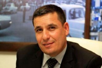 الإصلاح يا معالي الوزير… يبدأ من صالة كبار الزوار