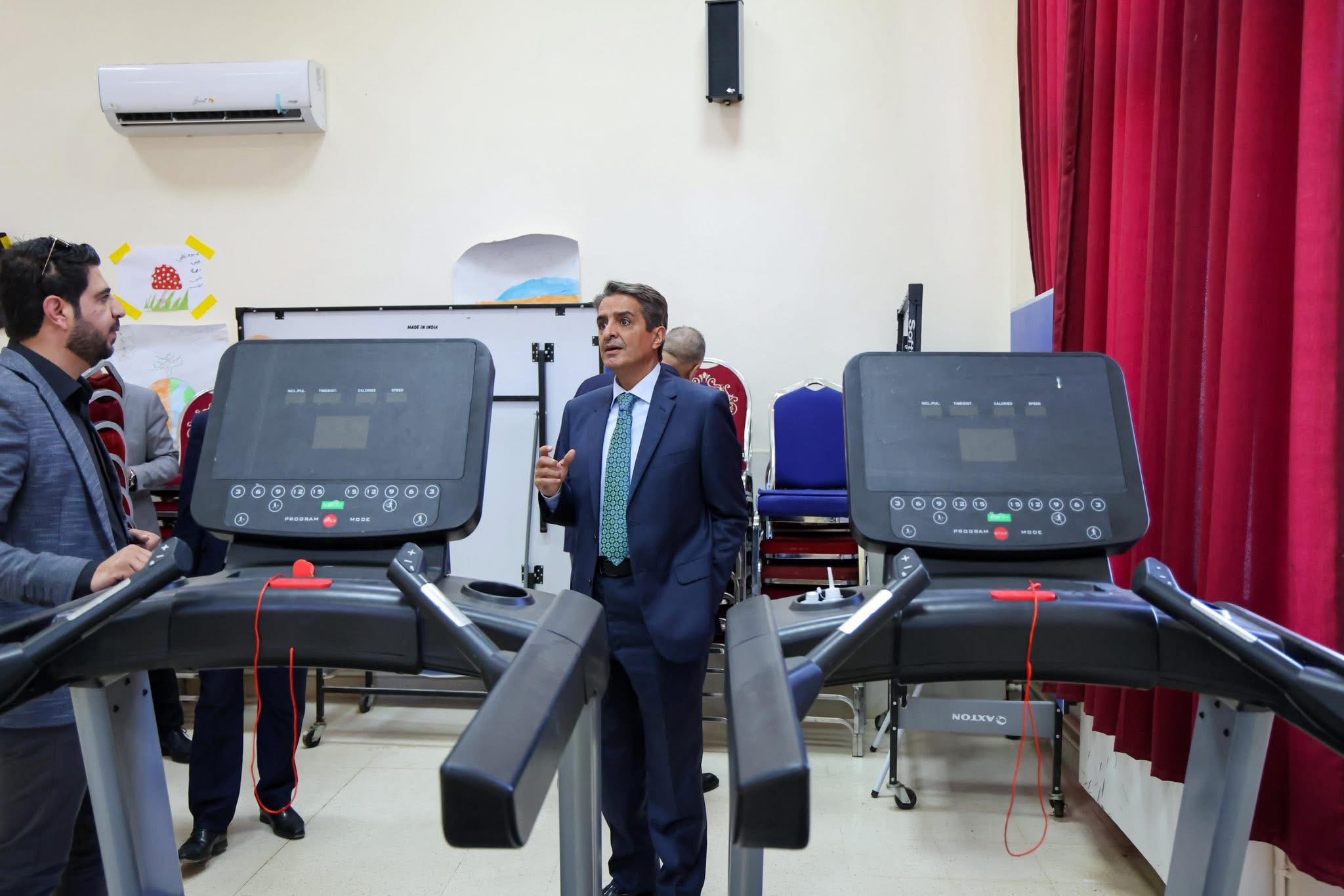 وزير الشباب العدوان: تهيئة المرافق وتفعيل المراكز أولوية لتوفير بيئة آمنة وصديقة للشباب في مأدبا