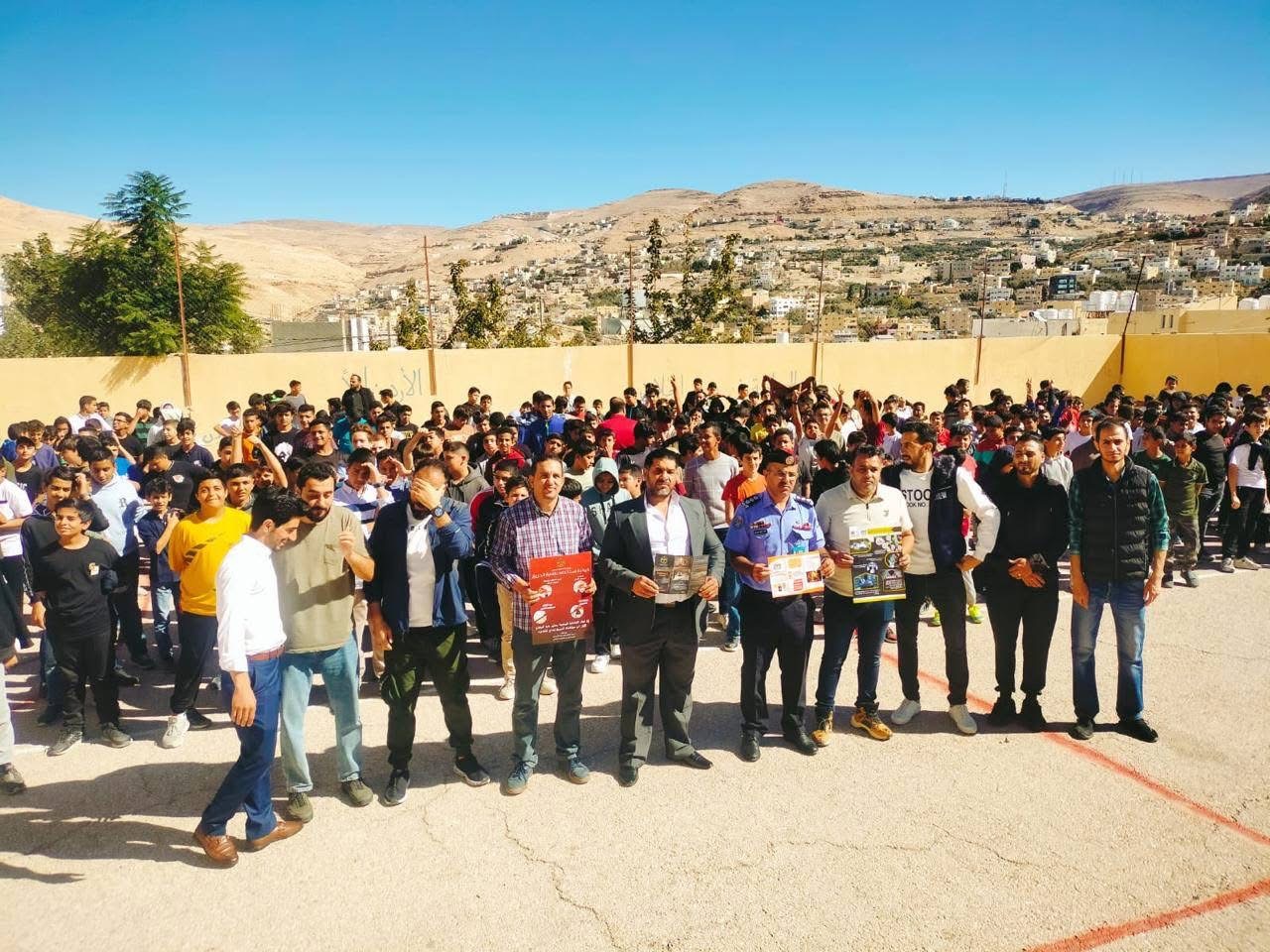 الشرطة المجتمعية تنفذ فعاليات مجتمعية وتوعوية في إقليم الجنوب
