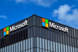 مايكروسوفت: أداة إنشاء وسائط Windows 11 تواجه عطلاً على أجهزة Windows 10