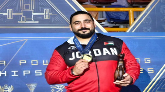 ذهبية ثالثة على التوالي لعبدالكريم خطاب في بطولة العالم لرفع الأثقال البارالمبية