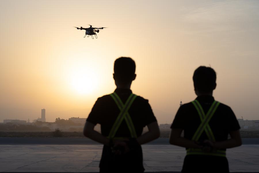 الإمارات تتحول إلى مركز عالمي