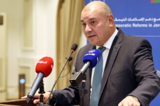 إطلاق برنامج حواري للأحزاب حول تحديث قانون الإدارة المحلية وتعزيز مشاركة المواطنين