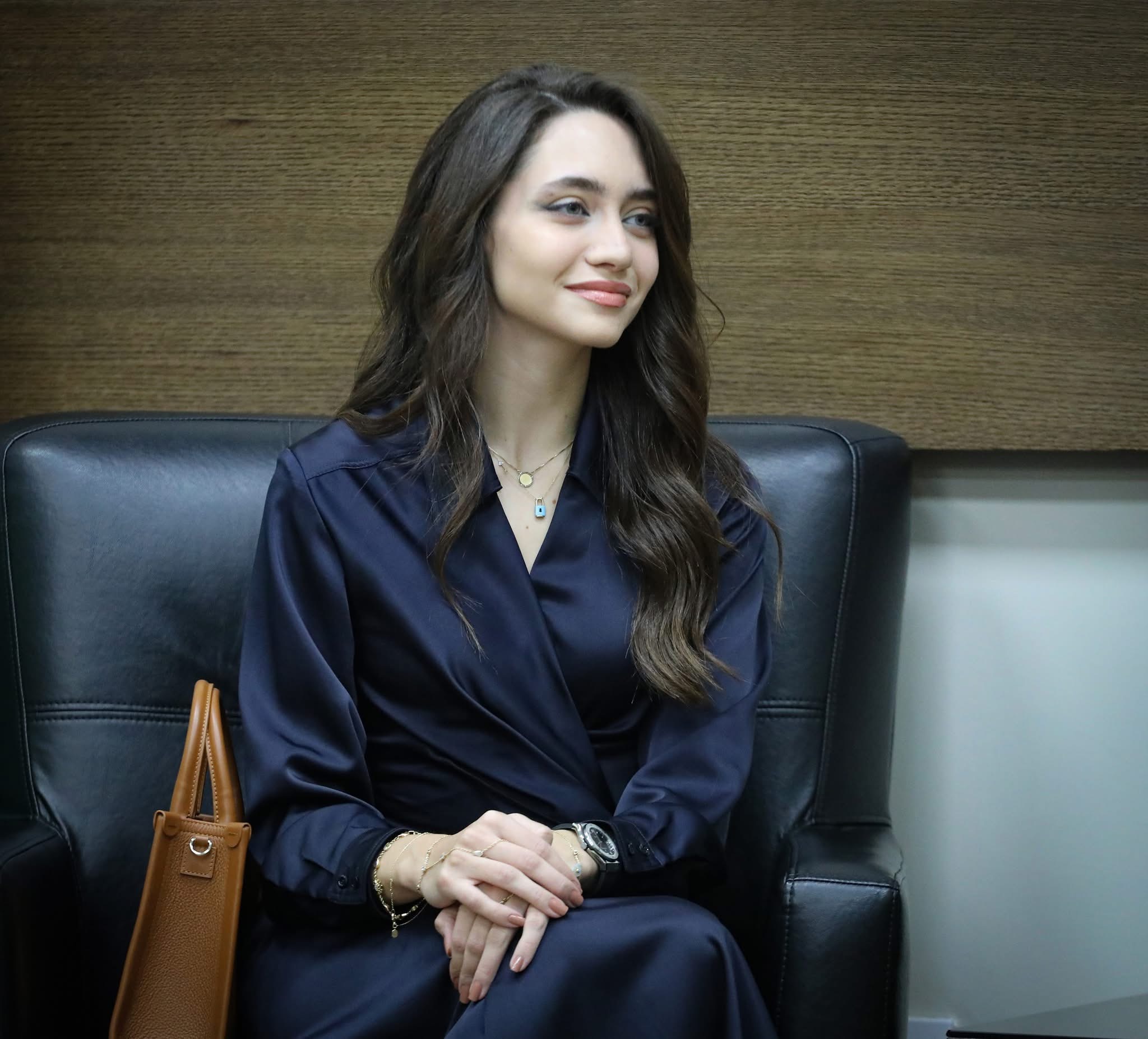 سمو الأميرة جليلة بنت علي ترعى حفل تخريج برامج دبلوم ودورات تدريبية في “الشرق الأوسط”