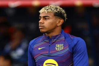 برشلونة يعلن غياب لامين جمال