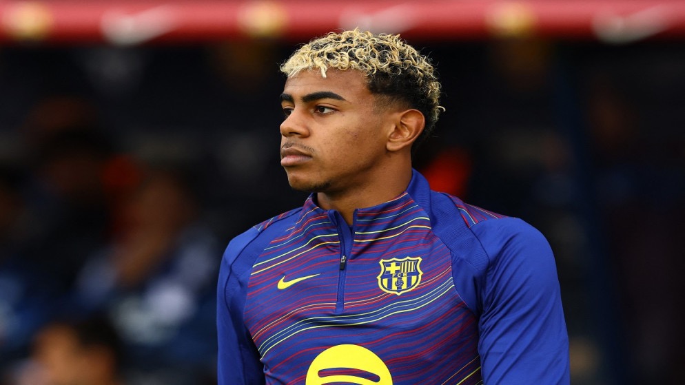 برشلونة يعلن غياب لامين جمال
