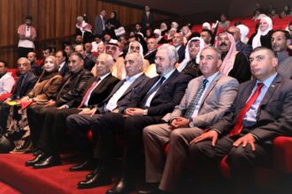 صورة حول : العيسوي يرعى حفل إشهار رواية "الشقرا والقمر" للروائية اليمنية منار علي العيسوي يرعى حفل إشهار رواية "الشقرا والقمر" للروائية اليمنية منار علي