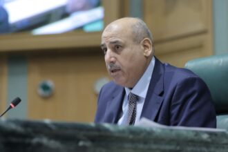 صورة حول : القاضي وأعضاء المكتب الدائم يعتذرون عن استقبال التهاني: المرحلة المقبلة للعمل لا للاحتفال القاضي وأعضاء المكتب الدائم يعتذرون عن استقبال التهاني: المرحلة المقبلة للعمل لا للاحتفال