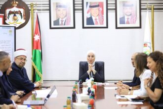 الأردن وفلسطين يبحثان تعزيز التعاون في مجالات الأسرة وتمكين المرأة