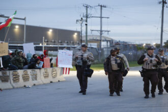 صورة حول : القضاء الأميركي يوقف مجددًا قرار ترامب بنشر الحرس الوطني في بورتلاند القضاء الأميركي يوقف مجددًا قرار ترامب بنشر الحرس الوطني في بورتلاند