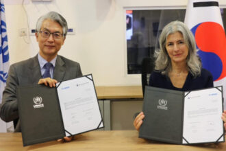 صورة حول : كوريا الجنوبية تقدم 3 ملايين دولار لدعم اللاجئين السوريين في الأردن كوريا الجنوبية تقدم 3 ملايين دولار لدعم اللاجئين السوريين في الأردن