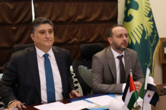 صورة حول : اجتماع فني ثلاثي بين الأردن وسوريا وتركيا لتعزيز التعاون في قطاع النقل اجتماع فني ثلاثي بين الأردن وسوريا وتركيا لتعزيز التعاون في قطاع النقل