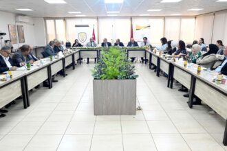 الاتحاد العام لنقابات العمال يعقد جلسة حوارية لتعزيز دور المرأة في مواقع القيادة