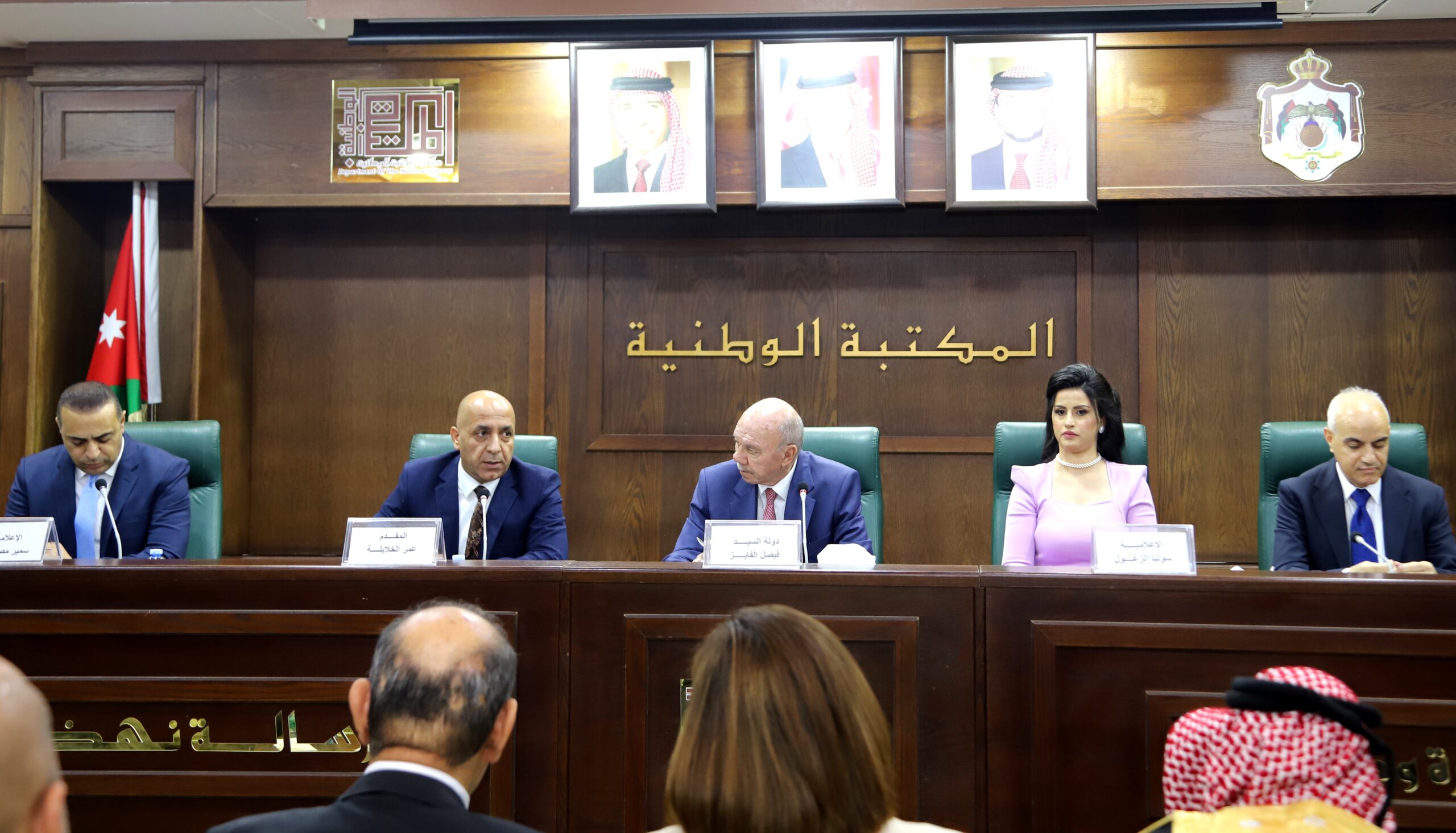 فيصل الفايز يرعى إشهار كتاب “كيف يصلون إليك”