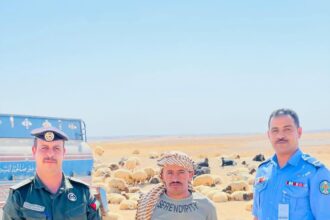 صورة حول : الشرطـة المجتمعيـة في الباديـة الجنوبيـة تنفذ حملـة توعويـة مع قرب فصل الشتاء الشرطـة المجتمعيـة في الباديـة الجنوبيـة تنفذ حملـة توعويـة مع قرب فصل الشتاء