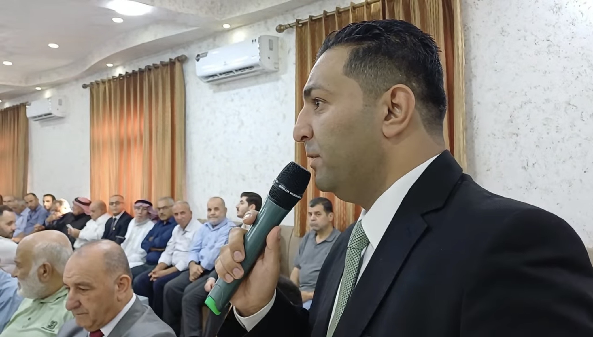 الصحفي أحمد سليم العياصره يقيم مأدبة غداء تكريمية تكريمًا لدعمه ومتابعيه"صور "