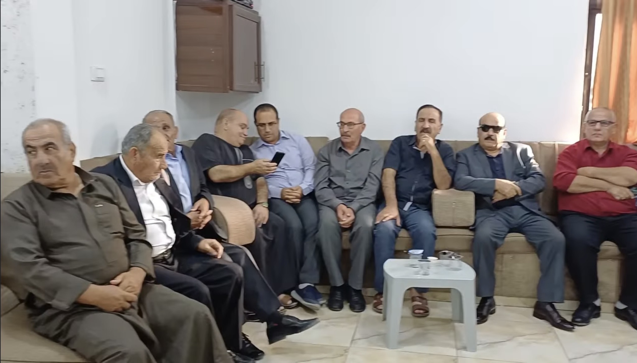 الصحفي أحمد سليم العياصره يقيم مأدبة غداء تكريمية تكريمًا لدعمه ومتابعيه"صور "