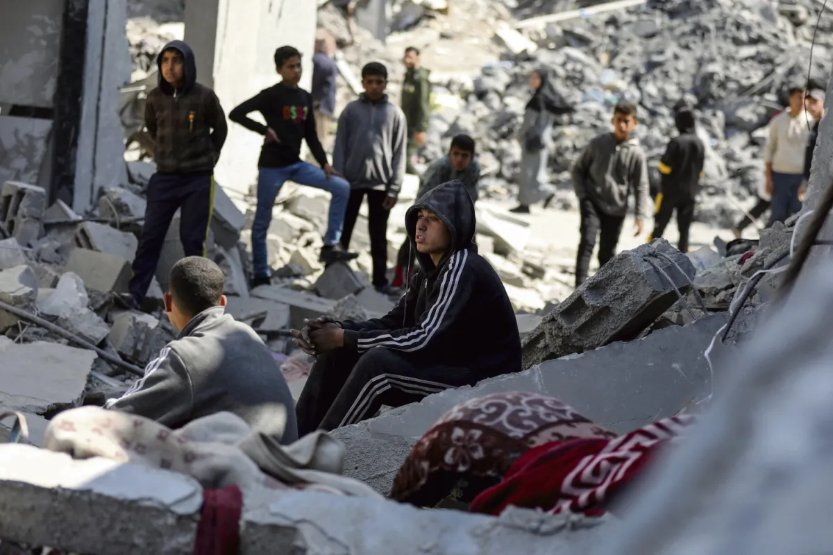 صورة حول : استشهاد شاب فلسطيني وإصابة شقيقه برصاص الاحتلال شرق حي الشجاعية استشهاد شاب فلسطيني وإصابة شقيقه برصاص الاحتلال شرق حي الشجاعية