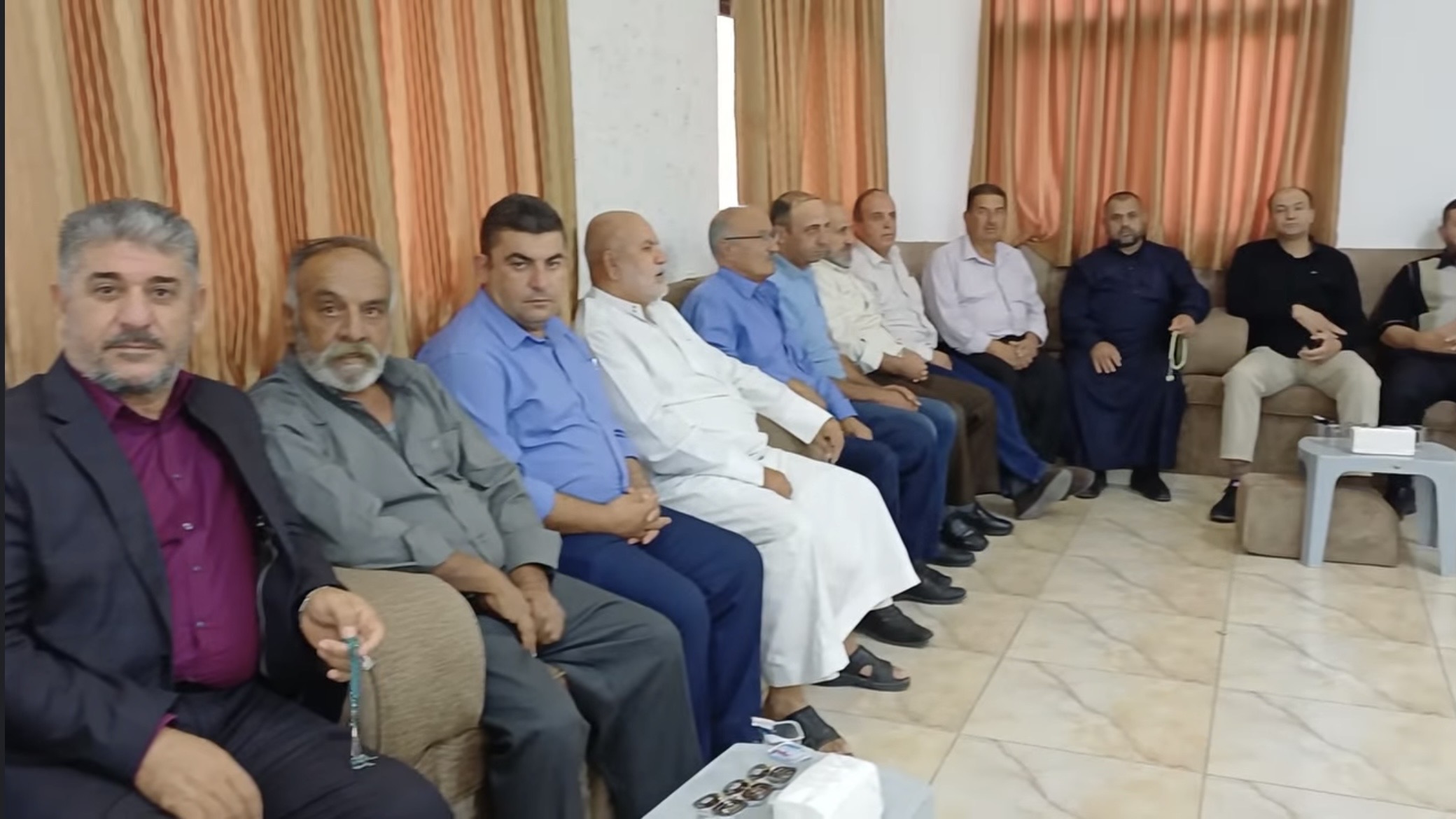 الصحفي أحمد سليم العياصره يقيم مأدبة غداء تكريمية تكريمًا لدعمه ومتابعيه"صور "