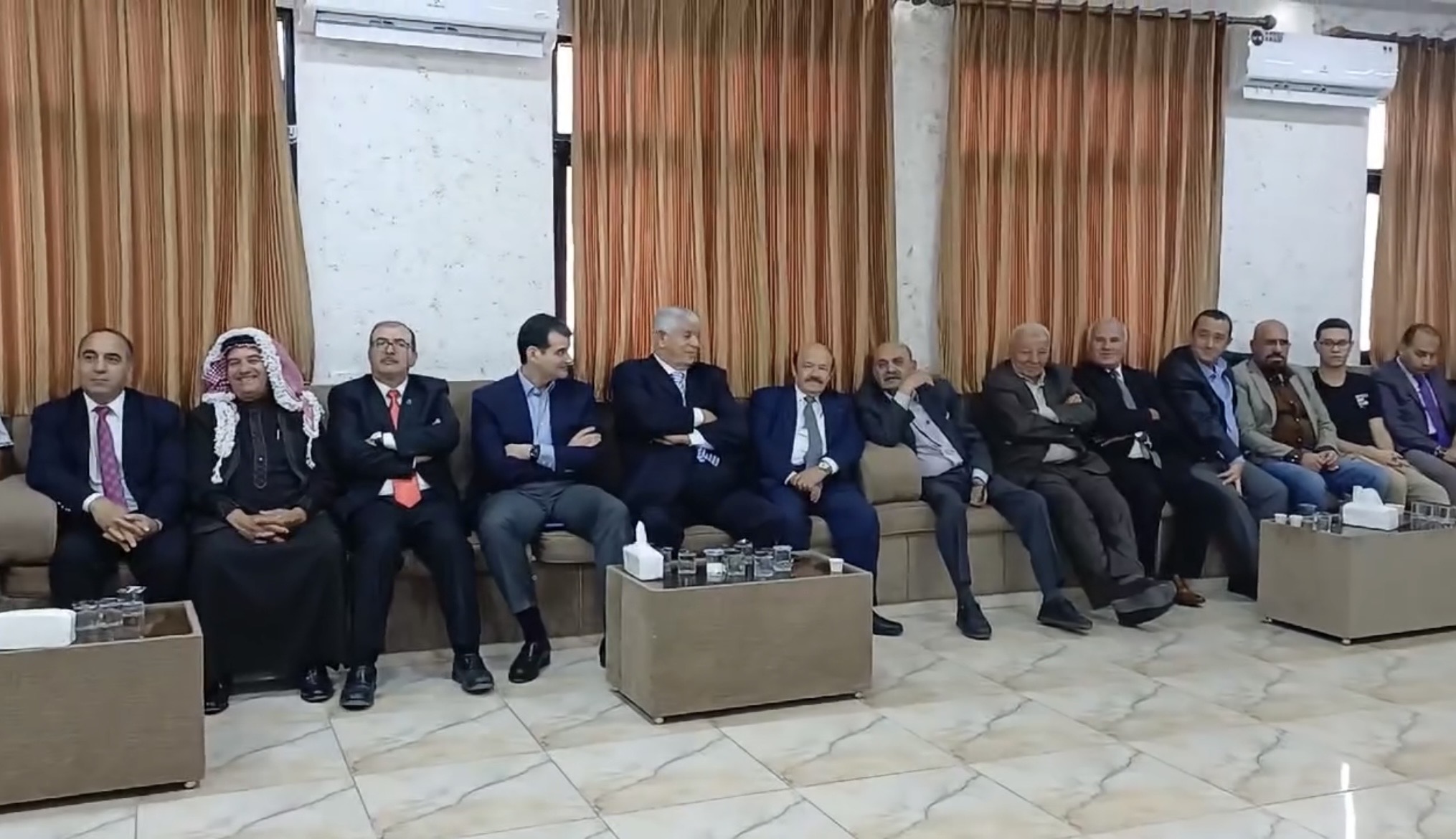 الصحفي أحمد سليم العياصره يقيم مأدبة غداء تكريمية تكريمًا لدعمه ومتابعيه"صور "