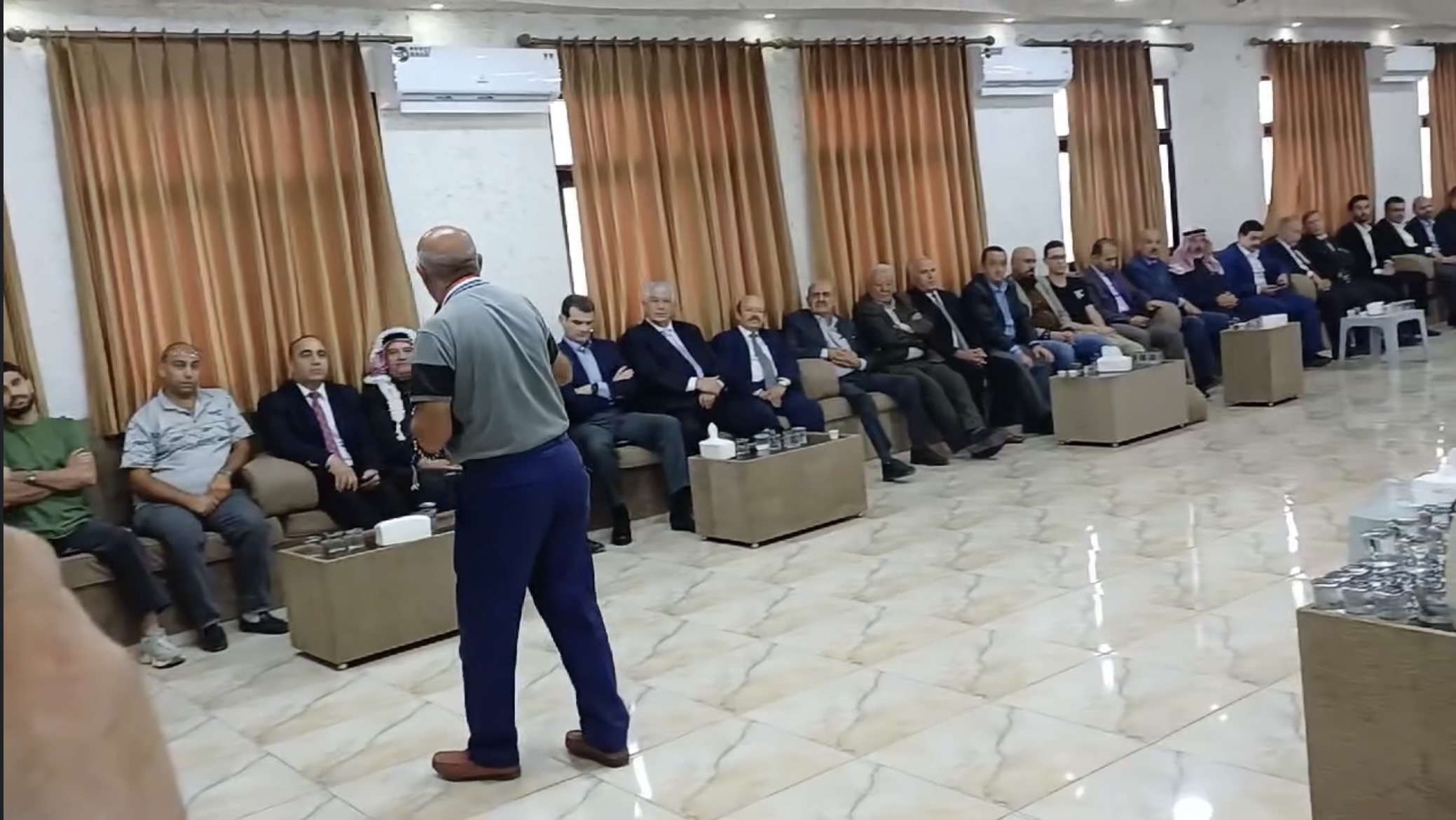 الصحفي أحمد سليم العياصره يقيم مأدبة غداء تكريمية تكريمًا لدعمه ومتابعيه"صور "