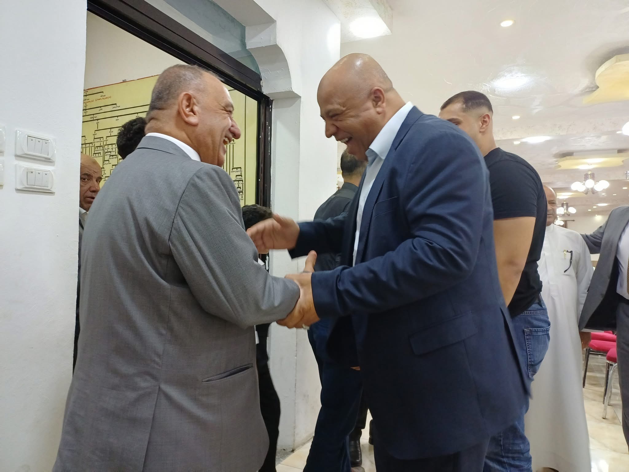 الصحفي أحمد سليم العياصره يقيم مأدبة غداء تكريمية تكريمًا لدعمه ومتابعيه"صور "