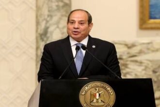 السيسي يهنئ منتخب مصر