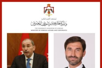 الصفدي ونظيره السلوفاكي يبحثان تعزيز العلاقات الثنائية