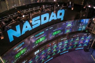 ارتفاع مؤشر ناسداك 255 نقطة