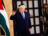 أبو مازن يرحب بوقف إطلاق النار