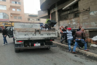 عجلون: إزالة اعتداءات على الأرصفة والطرق