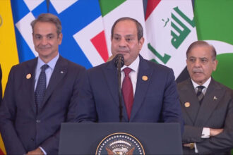 السيسي من شرم الشيخ: اتفاق غزة يغلق صفحة أليمة في البشرية