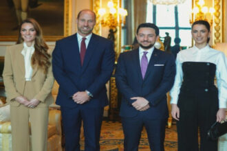 ولي العهد يلتقي أمير ويلز