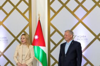 الملك وميلوني يترأسان جولة جديدة من اجتماعات العقبة