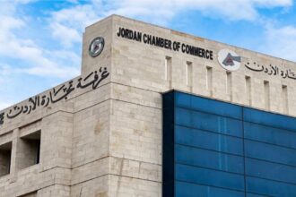 تجارة الأردن: تحويلات العاملين بالخارج رافد أساسي يدعم الاحتياطيات وينشّط السوق