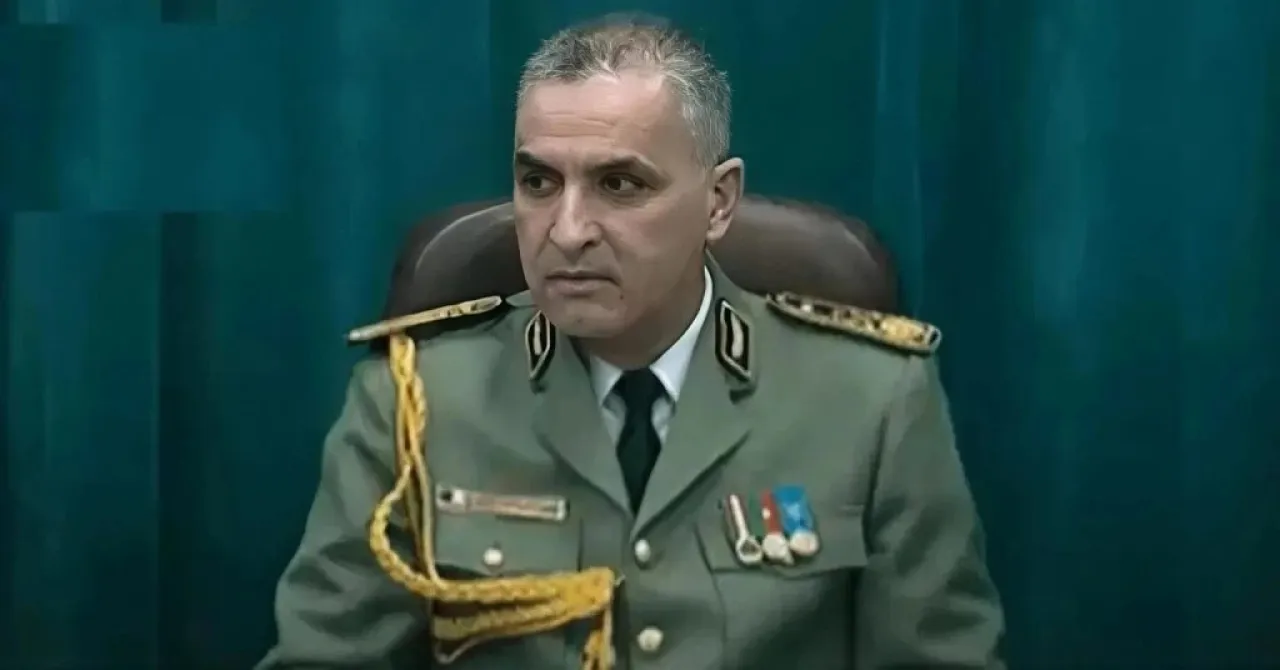 اعتقال مدير المخابرات الجزائري المعزول