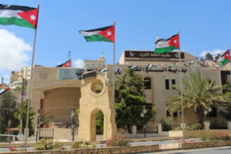 بلدية السلط تطور نظاما لإصدار الوثائق