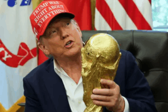 بعد الاحتجاجات… ترامب ينصب نفسه ملكا