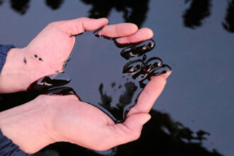 صورة حول : ارتفاع أسعار النفط عالميا ارتفاع أسعار النفط عالميا