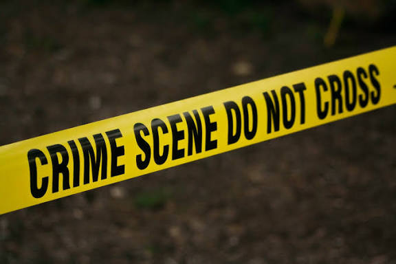 صورة حول : حتى آخر نفس… رجل يقتل زوجته طعنا بالشارع العام حتى آخر نفس… رجل يقتل زوجته طعنا بالشارع العام