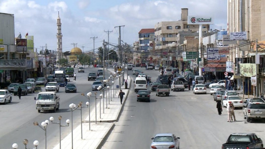بلدية المفرق تطلق حملة لتصويب أوضاع المحال التجارية