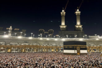 صورة حول : انتهاء التسجيل الأولي للحج مساء اليوم انتهاء التسجيل الأولي للحج مساء اليوم