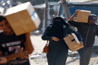صورة حول : أطباء بلا حدود: إسرائيل تستخدم المساعدات كسلاح أطباء بلا حدود: إسرائيل تستخدم المساعدات كسلاح