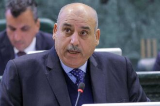 صورة حول : القاضي رئيسا لمجلس النواب بالتزكية القاضي رئيسا لمجلس النواب بالتزكية